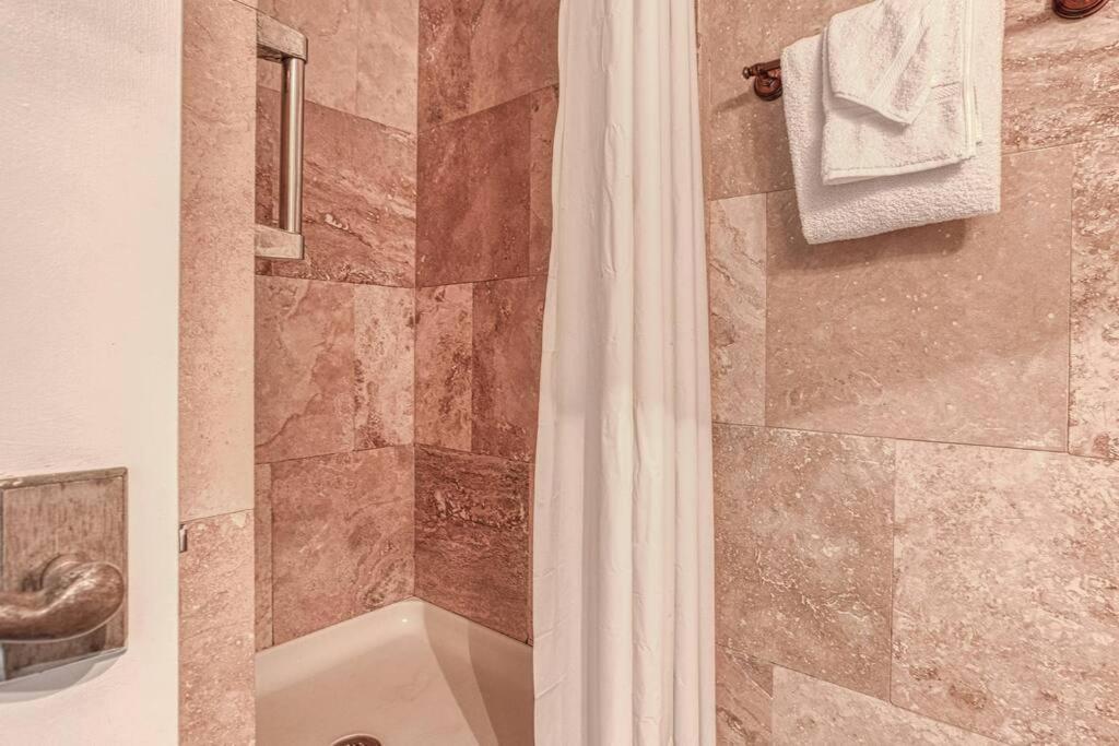 Oceanfront Condo #629 At Summit Beach Resort パナマシティービーチ エクステリア 写真